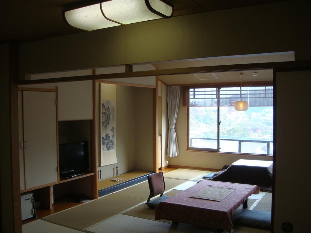 Hotel Jukeiso Hatsukaichi Exterior foto