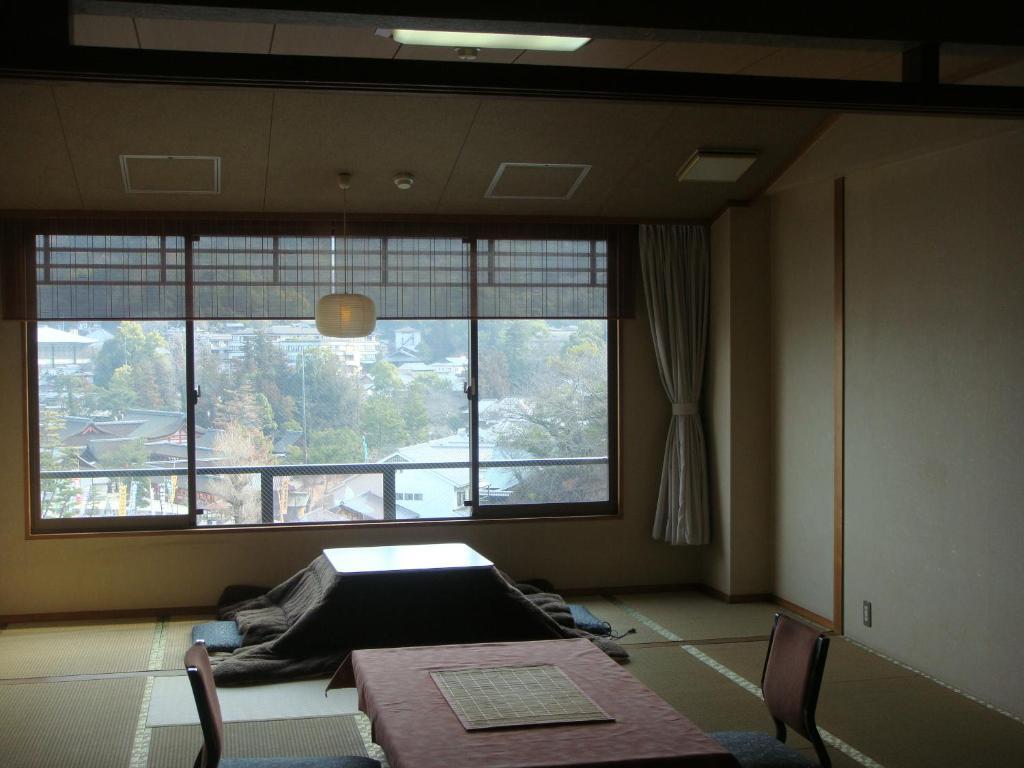 Hotel Jukeiso Hatsukaichi Habitación foto